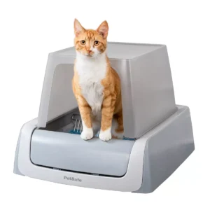 PetSafe ScoopFree Crystal Pro Covered Litter Box offers automatic scooping, unbeatable odor control & disposable trays. Enjoy a cleaner, fresher home for you & your cat! Self-cleaning cat litter box, crystal cat litter, automatic cat litter box, no-scoop litter box, odor control litter box, PetSafe ScoopFree Crystal Pro Covered Litter Box, low-tracking litter box, disposable cat litter tray.